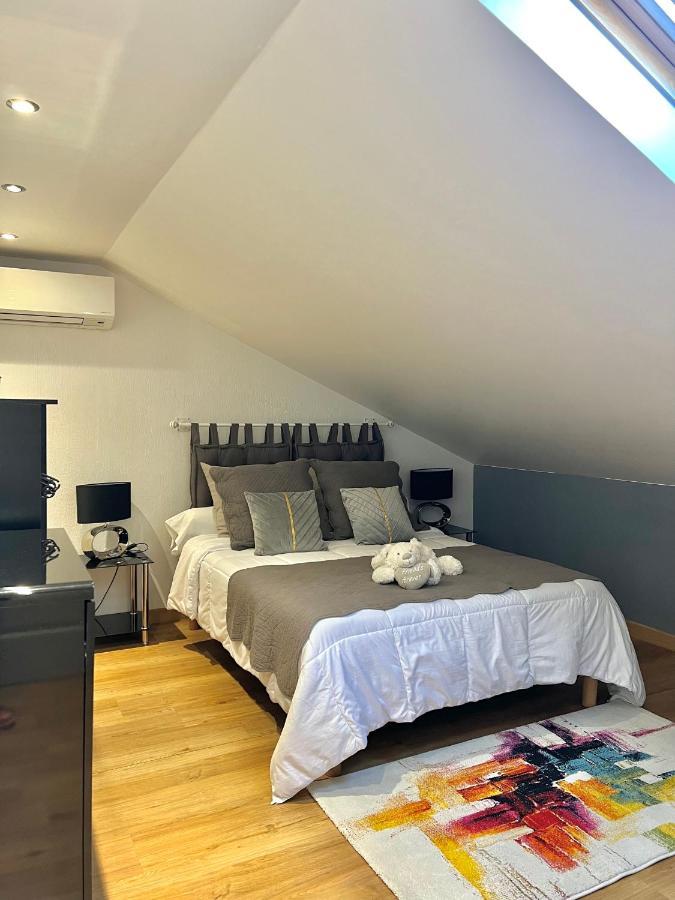 Diego 4 Pieces Duplex 니스 외부 사진